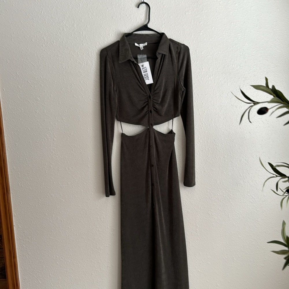 12th tribe cut out dress size Medium